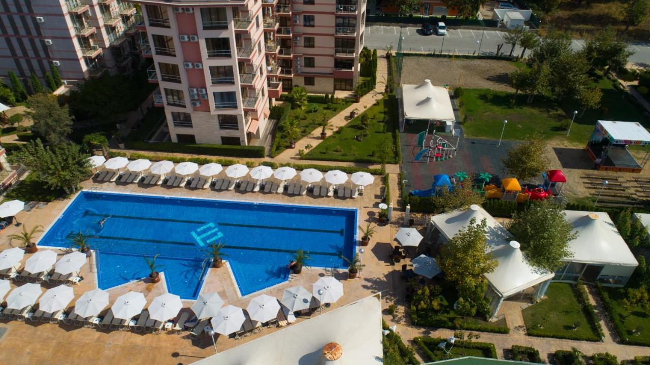 Tarsis Club & Aquapark - All Inclusive Sunny Beach Esterno foto